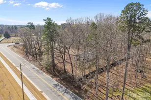 9121 Hutchinson Ln, Charlotte, NC 28216 - Photo 7