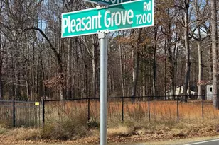 9121 Hutchinson Ln, Charlotte, NC 28216 - Photo 13