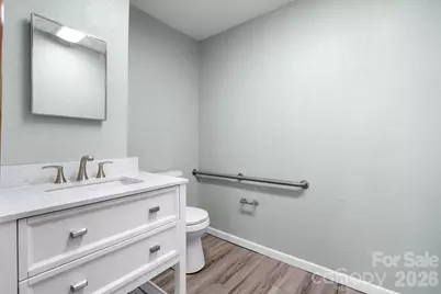 121 13th Street SW, Hickory, NC 28602 - Photo 15