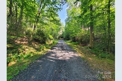 5023 Elk Park Highway, Elk Park, NC 28622 - Photo 37