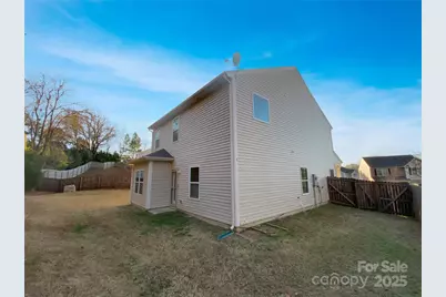 2305 Bloomfield Drive, Kannapolis, NC 28081 - Photo 9