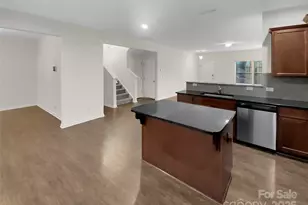 2305 Bloomfield Dr, Kannapolis, NC 28081 - Photo 11