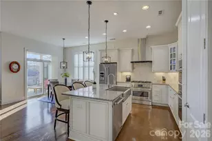 15511 Lake Ridge Rd, Charlotte, NC 28278 - Photo 13