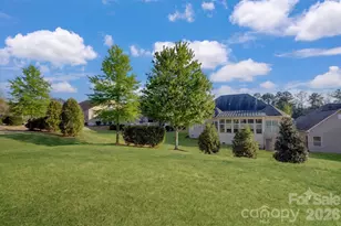 15511 Lake Ridge Rd, Charlotte, NC 28278 - Photo 3