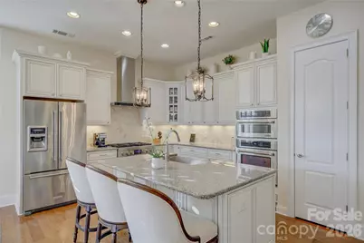 15511 Lake Ridge Road, Charlotte, NC 28278 - Photo 9