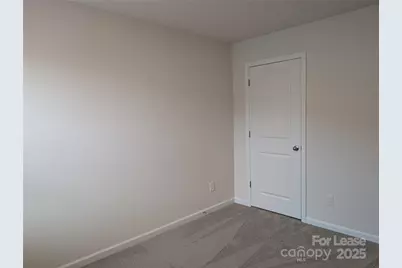 9043 Lowfalls Lane, Charlotte, NC 28216 - Photo 21