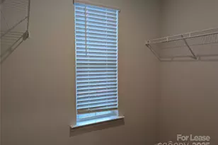 9043 Lowfalls Ln, Charlotte, NC 28216 - Photo 13