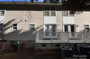 206 W 15th St, Newton, NC 28658 - Photo 13