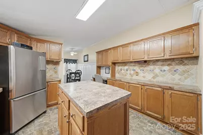 2010 Old Dragstrip Street, Hickory, NC 28601 - Photo 15