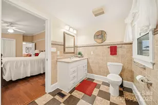 2010 Old Dragstrip St, Hickory, NC 28601 - Photo 25