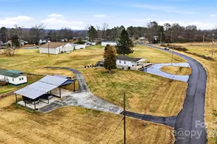 2010 Old Dragstrip St, Hickory, NC 28601 - Photo 43