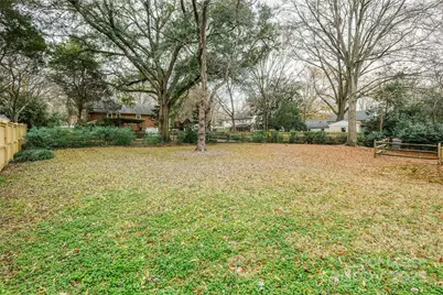 7029 Yorktowne Drive, Charlotte, NC 28226 - Photo 27