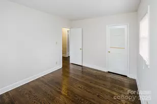 7029 Yorktowne Dr, Charlotte, NC 28226 - Photo 15