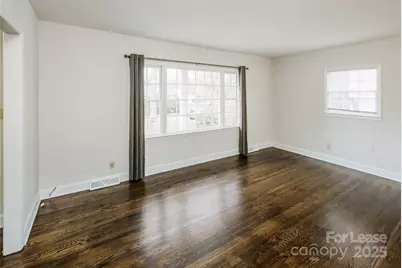 7029 Yorktowne Drive, Charlotte, NC 28226 - Photo 3