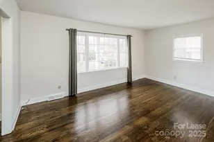 7029 Yorktowne Dr, Charlotte, NC 28226 - Photo 3