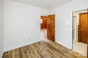 7029 Yorktowne Dr, Charlotte, NC 28226 - Photo 21