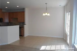 2605 Silverthorn Dr, Charlotte, NC 28273 - Photo 7