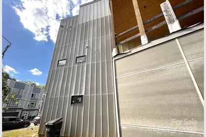 221 Walnut Avenue #D, Charlotte, NC 28208 - Photo 23