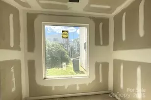 221 Walnut Ave, Charlotte, NC 28208 - Photo 9