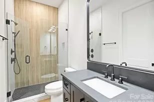 1420 E 35th St, Charlotte, NC 28205 - Photo 23