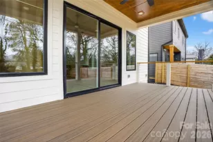 1420 E 35th St, Charlotte, NC 28205 - Photo 37