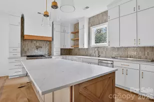 1420 E 35th St, Charlotte, NC 28205 - Photo 5