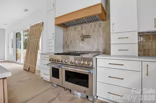 1420 E 35th St, Charlotte, NC 28205 - Photo 11