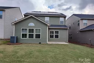 4122 Audubon Pk Dr, Charlotte, NC 28217 - Photo 3