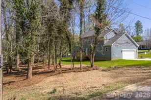 1326 Brentwood Dr, Newton, NC 28658 - Photo 25