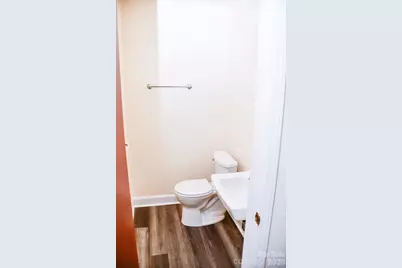 1121 Grovewood Drive, Charlotte, NC 28208 - Photo 15