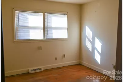 1121 Grovewood Drive, Charlotte, NC 28208 - Photo 27