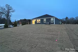 12508 Forager Pl, Midland, NC 28107 - Photo 3