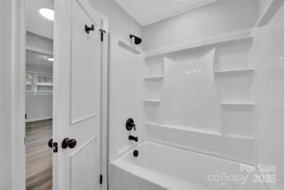 915 Crestmere Street, Charlotte, NC 28208 - Photo 19