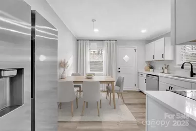 915 Crestmere Street, Charlotte, NC 28208 - Photo 5