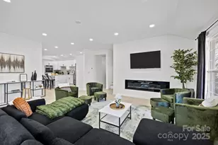 13530 4 Oaks Ln, Matthews, NC 28105 - Photo 5