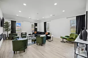 13530 4 Oaks Ln, Matthews, NC 28105 - Photo 7