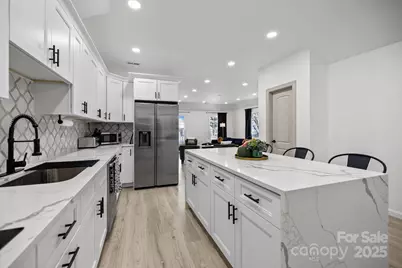 13530 Four Oaks Lane, Matthews, NC 28105 - Photo 11