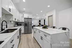 13530 4 Oaks Ln, Matthews, NC 28105 - Photo 11