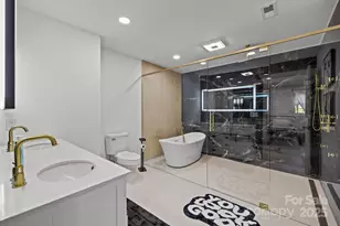 13530 4 Oaks Ln, Matthews, NC 28105 - Photo 15