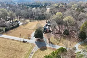 7523 McWhirter Rd, Mint Hill, NC 28227 - Photo 3