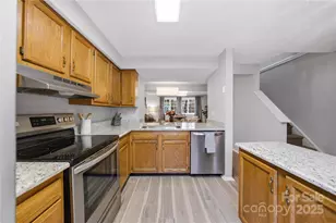 1235 Scaleybark Rd, Charlotte, NC 28209 - Photo 5