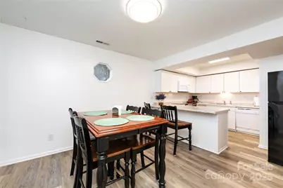 8307 Cricket Lake Drive, Charlotte, NC 28277 - Photo 9