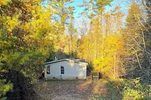 6 Woodland St, Spruce Pine, NC 28777 - Photo 1