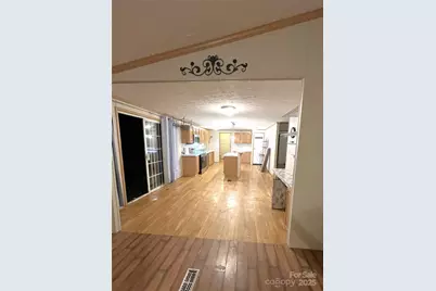 6 Woodland Street, Spruce Pine, NC 28777 - Photo 3