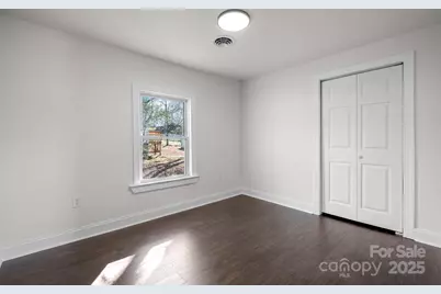 926 Fairview Drive SW, Lenoir, NC 28645 - Photo 17