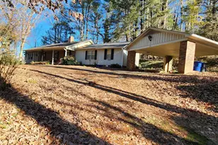 126 Gwyn St, North Wilkesboro, NC 28659 - Photo 9