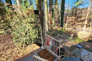 126 Gwyn St, North Wilkesboro, NC 28659 - Photo 3