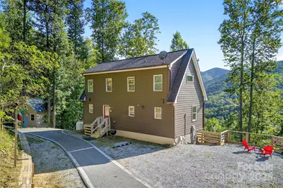 8032 Buck Creek Road, Marion, NC 28752 - Photo 3