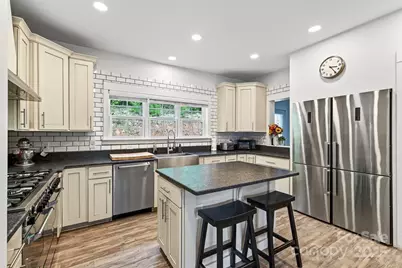 8026 Buck Creek Road, Marion, NC 28752 - Photo 11