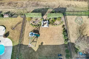 115 Lassen Ln, Mooresville, NC 28117 - Photo 39